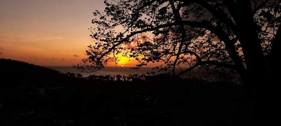 לינה וארוחת בוקר דסהייס Ali-Nais Location מראה חיצוני תמונה
